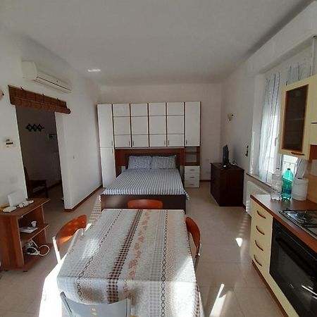 Apartmán Breve Ristoro Parma Exteriér fotografie